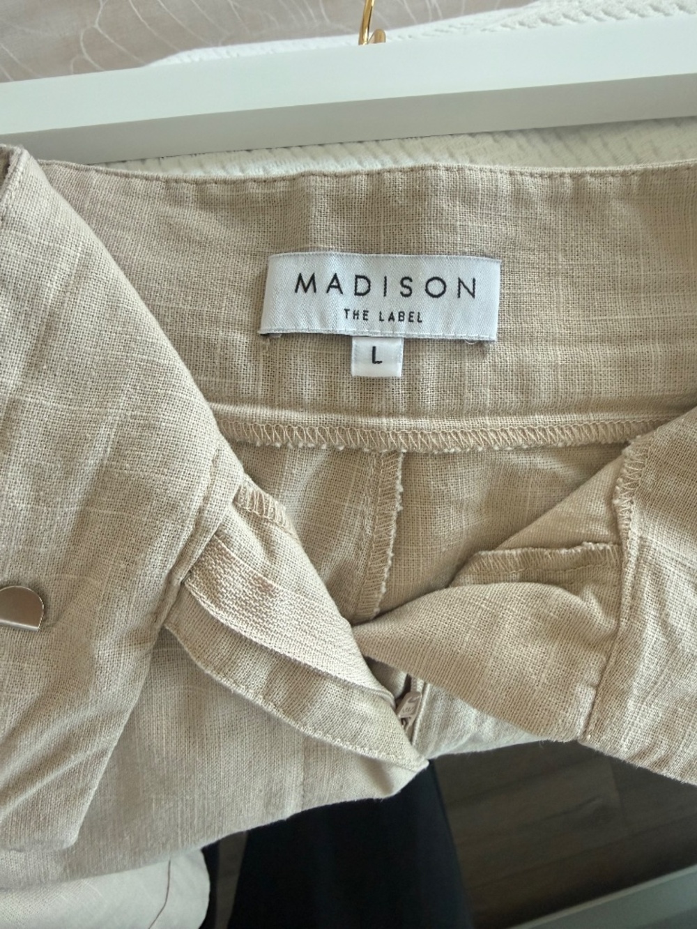 Shorts - Picture 3 of 4